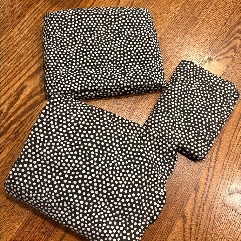 Pottery Barn - Twin XL Black and White Polka Dot Bedding Sheets